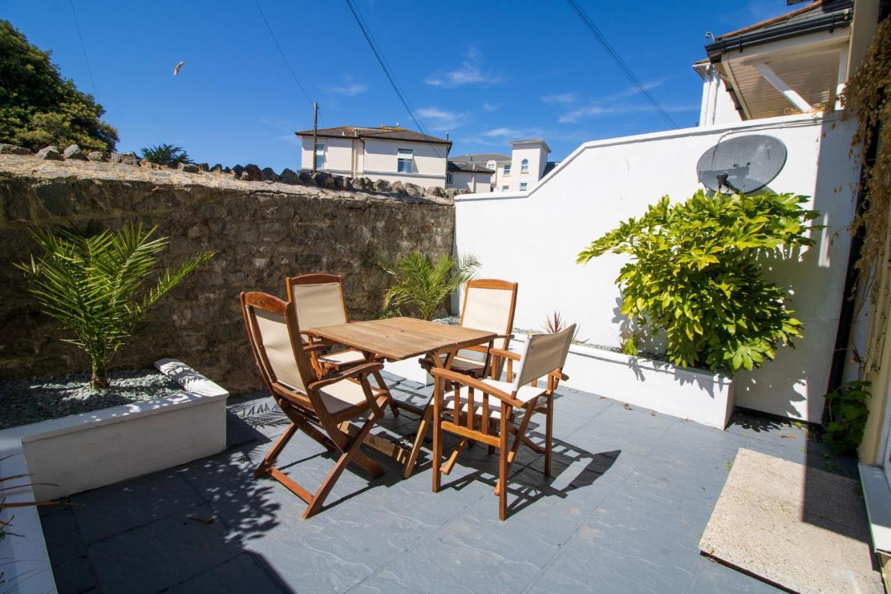 Laurels- 3-Beds, Parking, Short Walk To Beach 托基 外观 照片