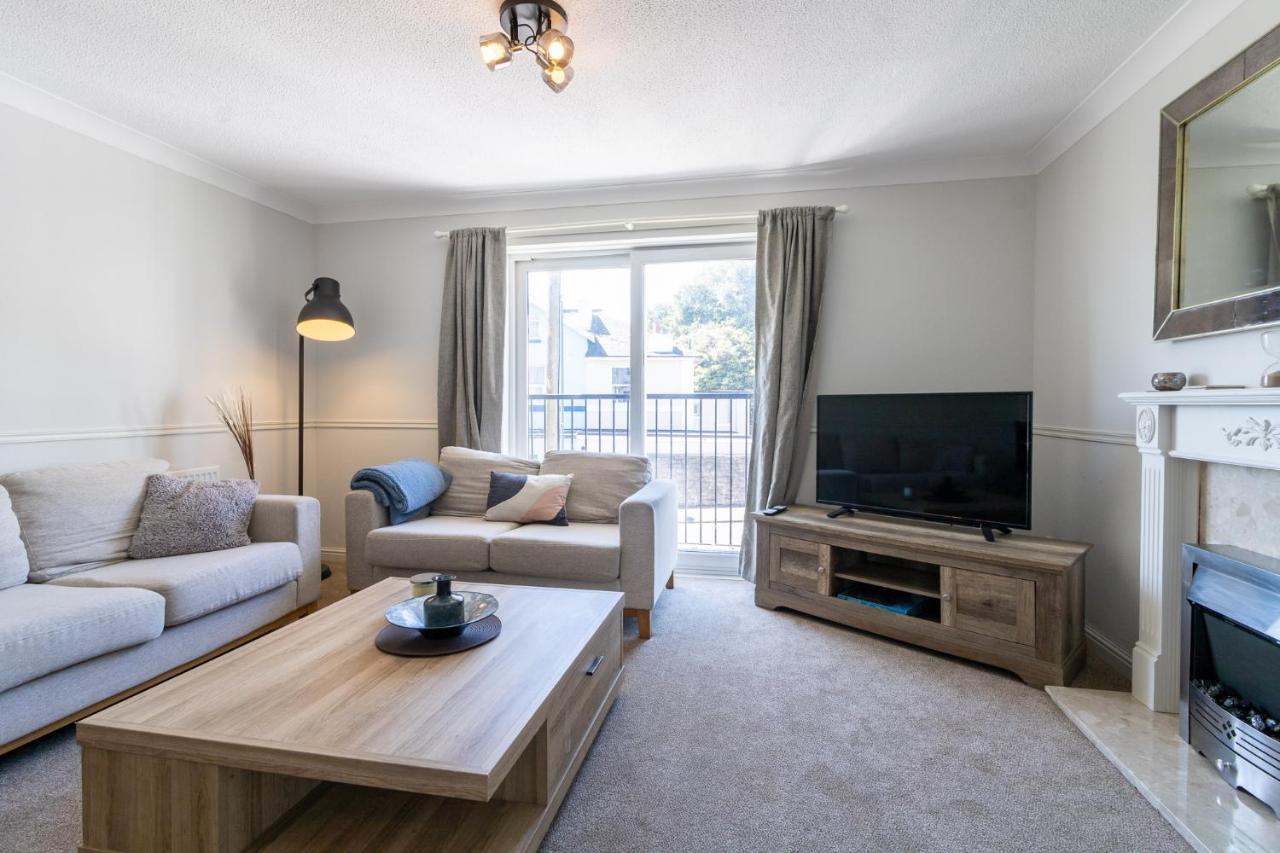 Laurels- 3-Beds, Parking, Short Walk To Beach 托基 外观 照片